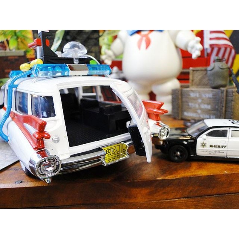 映画 ゴーストバスターズ ECTO-1 ダイキャストミニカー 1/24スケール アメリカ雑貨 アメリカン雑貨 | LINEショッピング