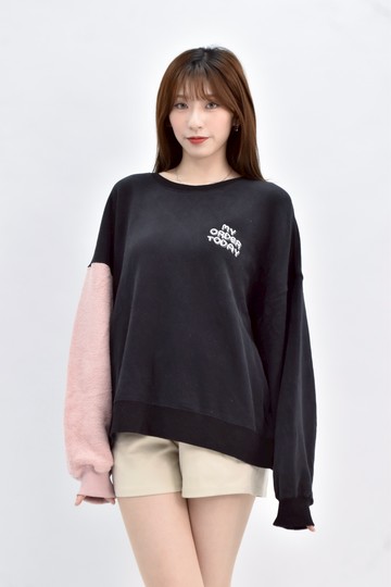 (2XL) style on me 黑色拼接長袖上衣