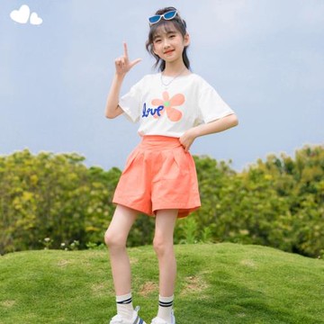 女童夏裝套裝2025新款洋氣兒童短袖短褲網紅爆款中大童時髦兩件套
