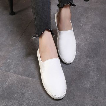 一腳蹬懶人鞋小白鞋平底春鞋女款2025超火單鞋女春秋季新款晚晚鞋