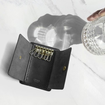 【客製化禮物】真皮手做Diy套組-鑰匙包/黑色(免費客製刻字)