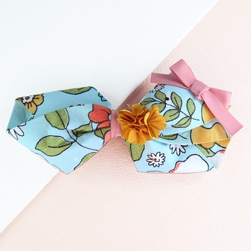 pinkypinky boutique不對稱開心感花卉蝶結髮夾 藍色 / 粉色