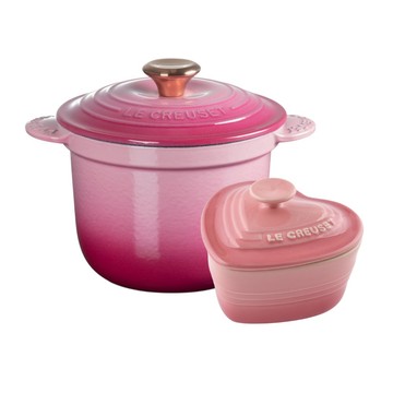 LE CREUSET 【618 組合】萬用窈窕鑄鐵鍋 20cm 2.8L 野莓金 + 愛心烤盅 300ml 薔薇粉 湯鍋 燉鍋