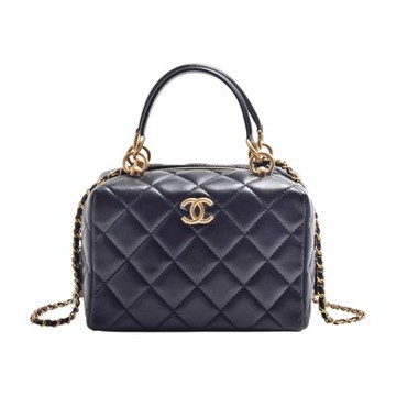 CHANEL 經典仿舊雙C LOGO菱格小羊皮金鏈保齡球手提/斜背包(黑色)