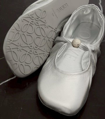 Loewe Pebble Soft metallic leather ballet flats