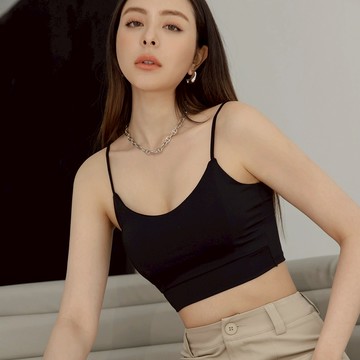AIR SPACE PLUS 柔膚細肩背心(附胸墊)(黑/白/灰杏) 女裝 現貨 大尺碼 中大尺碼 棉花糖女孩