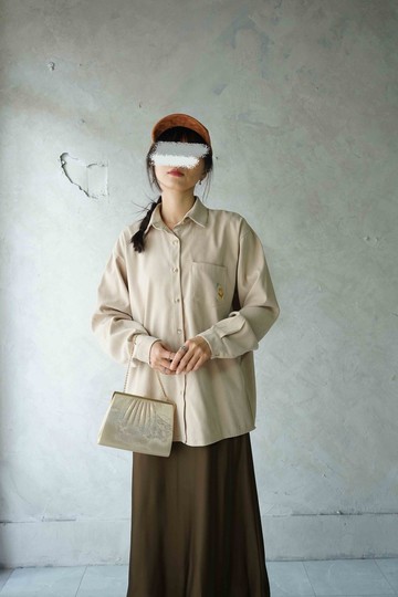 尋寶古著-奶油黃獅子刺繡口袋磨毛襯衫