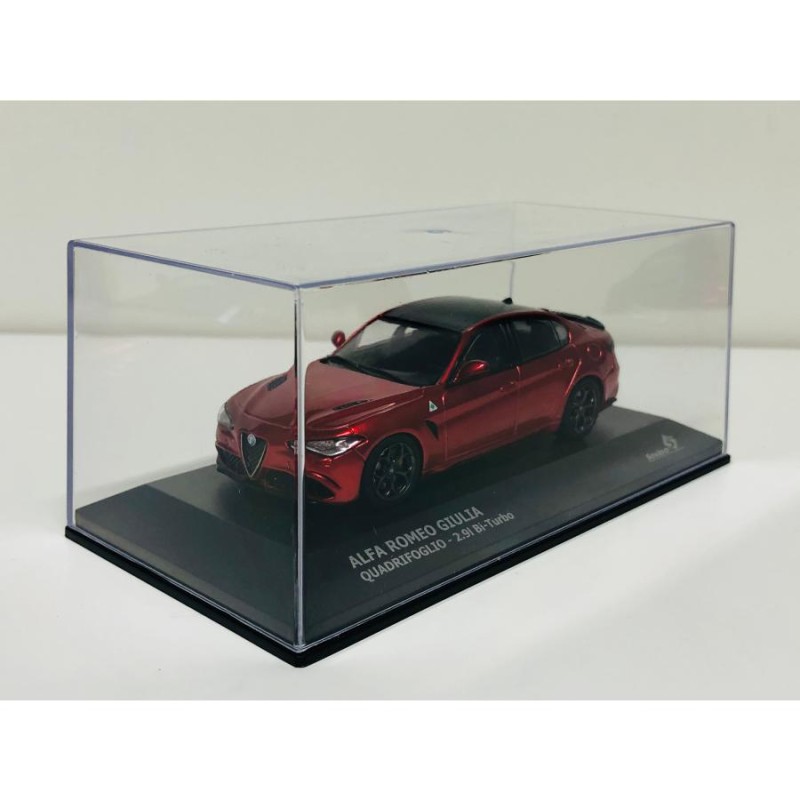 solido 1/43 Alfa Romeo Giulia Quadrifoglio レッドメタリック