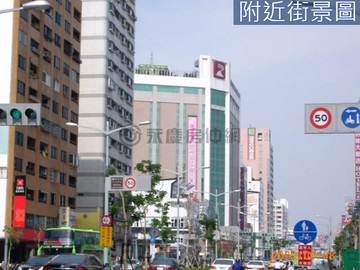 包租公-信義國小收租三角窗金店｜高雄市苓雅區中正二路