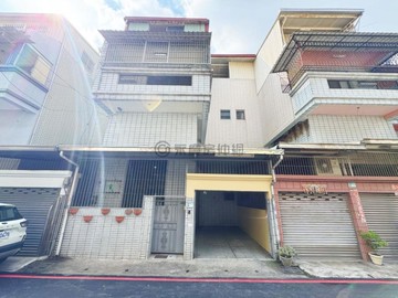 一手屋主惜售｜獨家三期面寬孝親車墅｜屏東縣屏東市莊敬街二段