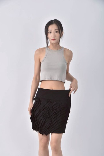 (M) feng chii lian波紋黑色短裙