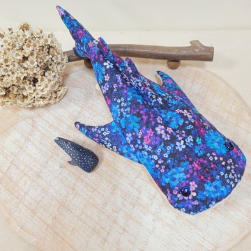 鯨鯊造型收納包  星海花園