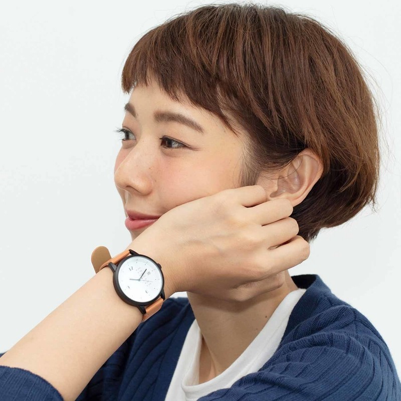 Up De 日付と曜日がわかる 大きな文字盤が見やすい腕時計の会 フェリシモ Felissimo 通販 Lineポイント最大15 0 Get Lineショッピング