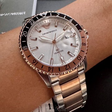 ARMANI手錶,編號AR00077,42mm玫瑰金圓形精鋼錶殼,銀白色簡約, 中三針顯示, 運動, 水鬼, 可旋轉錶面,金銀相間精鋼錶帶款,稀有GMT指針，鉑金色款式