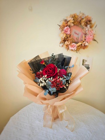 永生玫瑰花束 厄瓜多大玫瑰 情人節 求婚  生日花束 客製化