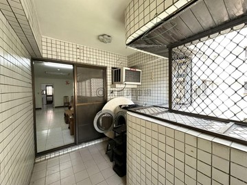 必搶大陽台進出高科大建工大昌商圈華廈3+1房｜高雄市三民區大興街
