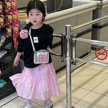【臺灣出貨】小衆餅乾兒童時髦包包女士新款寶寶斜挎包高顏值小公主包包小香風040a