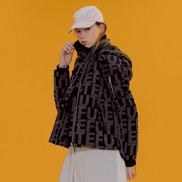 【女款】【防風、防雪、防撥水、反光】連帽短版鋪棉外套 (附圍