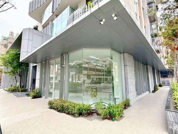 信實逸瑄日灃#十期角間大面寬樓店-公司行號首選｜台中市北屯區軍福十一路