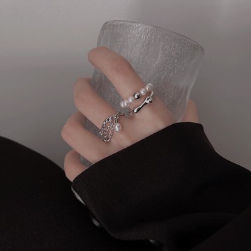 新款 獨特設計感冷淡風雙層珍珠鏈條流蘇不規則戒指女輕奢氣質可