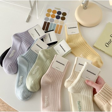 【小星星✩】日系糖果色中筒襪✨短襪 台灣現貨免運 電子發票 襪子 長襪 女生襪子 韓版襪 女襪 棉襪 穿搭