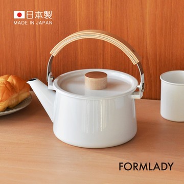 日本FORMLADY 小泉誠 kaico日製原木柄琺瑯茶壺-1.45L (IH爐可使用)