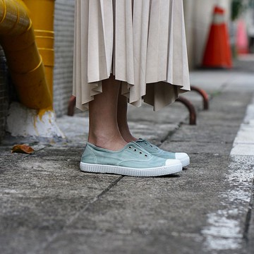 西班牙國民帆布鞋 CIENTA  70777 164 淡綠色 洗舊布料 大人