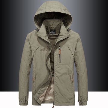 2025年外套男春秋季上衣薄款沖鋒衣大碼戶外防風防水連帽運動夾克