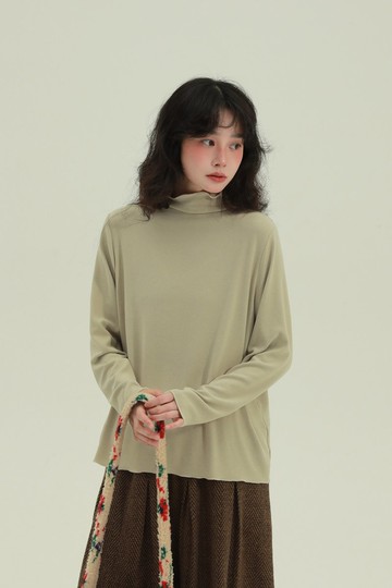 4顔色 暖秋敘事 柔膚卷邊寬鬆內搭衫 日常基礎款內搭長袖上衣