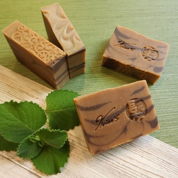 草本養髮 | 黑麻油左手香養髮皂 | 髮皂系列