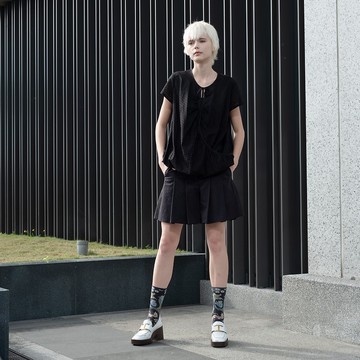 收合百褶短褲裙