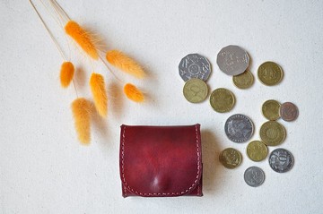 方型摺疊皮革零錢包-棗紅