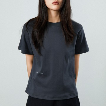 圓領正肩短袖T恤 純色短款合身刺繡女裝打底TEE