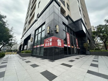 高大特區｜近右昌商圈｜稀有1+2樓金店面｜高雄市楠梓區大學二十七街