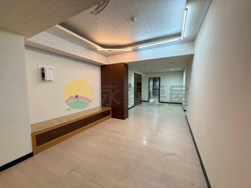 泰山18甲三房車｜新北市泰山區仁愛路