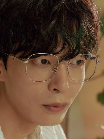 Oversized Square Titanium Eyeglass Frame [Silver] (IL8403 1111G)
