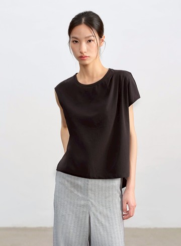 不對稱剪裁造型T-Shirt