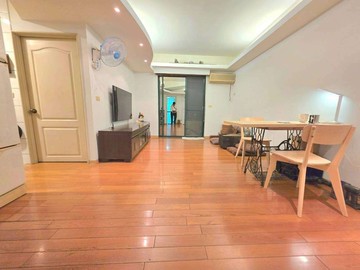 晉選好房☆超推稀有釋出雙捷運宅｜雙陽台採光好正兩房｜高雄市前金區中華三路