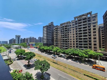 稀有微笑莊園邊間大四房~必須買一起發｜新北市淡水區濱海路一段