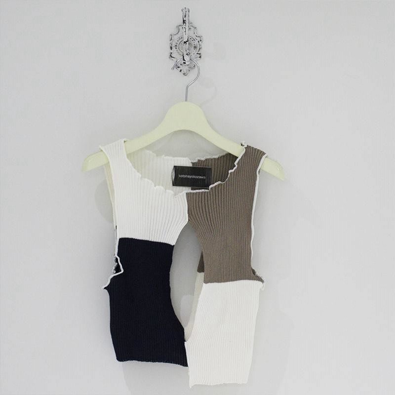 コトハヨコザワ kotohayokozawa ニットタンクトップ フリーサイズ  