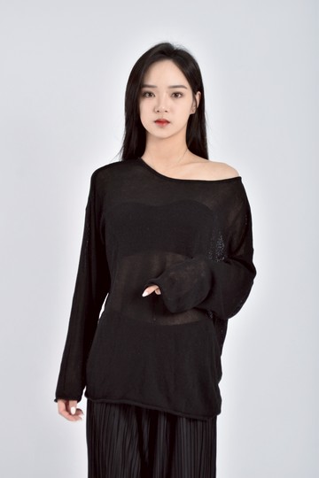 (XL) 質感針織簍空透膚黑色長袖上衣