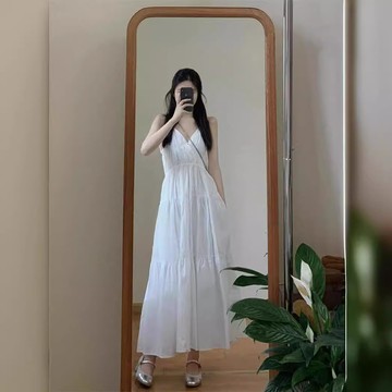 【Chan's】🔥 法式白色僊女裙吊帶裙海邊度假連衣裙女顯瘦夏季裙子小衆氣質長裙