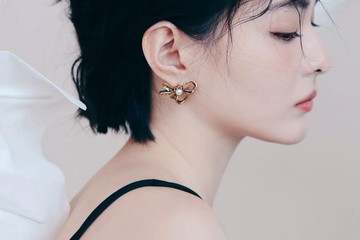 COR-DATE / 珍珠蝴蝶結耳環