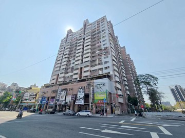 火車站商圈#亞太新紀元#高樓美三房+車位｜高雄市楠梓區楠梓新路