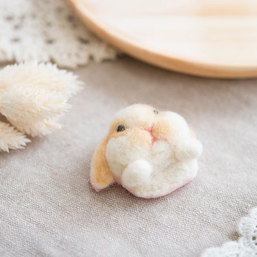 肥嘟嘟垂耳兔兔頭羊毛氈別針 聖誕禮物(附影片教學)