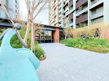 矽品【順天豐華】朝南｜全新未住｜三房平車｜近漢神｜台中市潭子區潭富路二段
