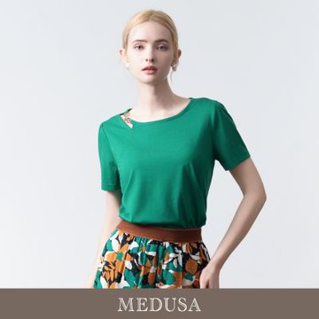 現貨【MEDUSA 曼度莎】鍊條裝飾綠色休閒上衣（M-XL）｜女短袖上衣  女休閒上衣