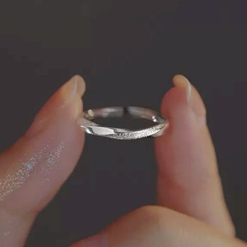 🧨新年快樂🧡快速出貨【OCTOBER 16Th】S999純銀莫比烏斯簡約開口戒指＃CRY3009 開運 生日禮物 閨蜜禮物 情人節禮物 交換禮物 客製化禮物