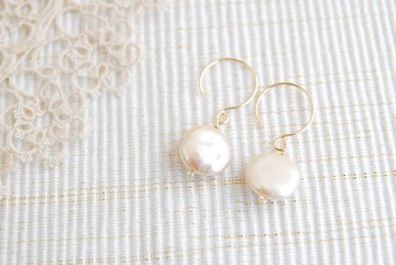 淺粉色硬幣珍珠耳针14kgf