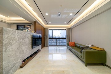 御水藍灣 永久河岸首排景觀3+1房平車輕豪邸｜高雄市鳳山區五甲三路